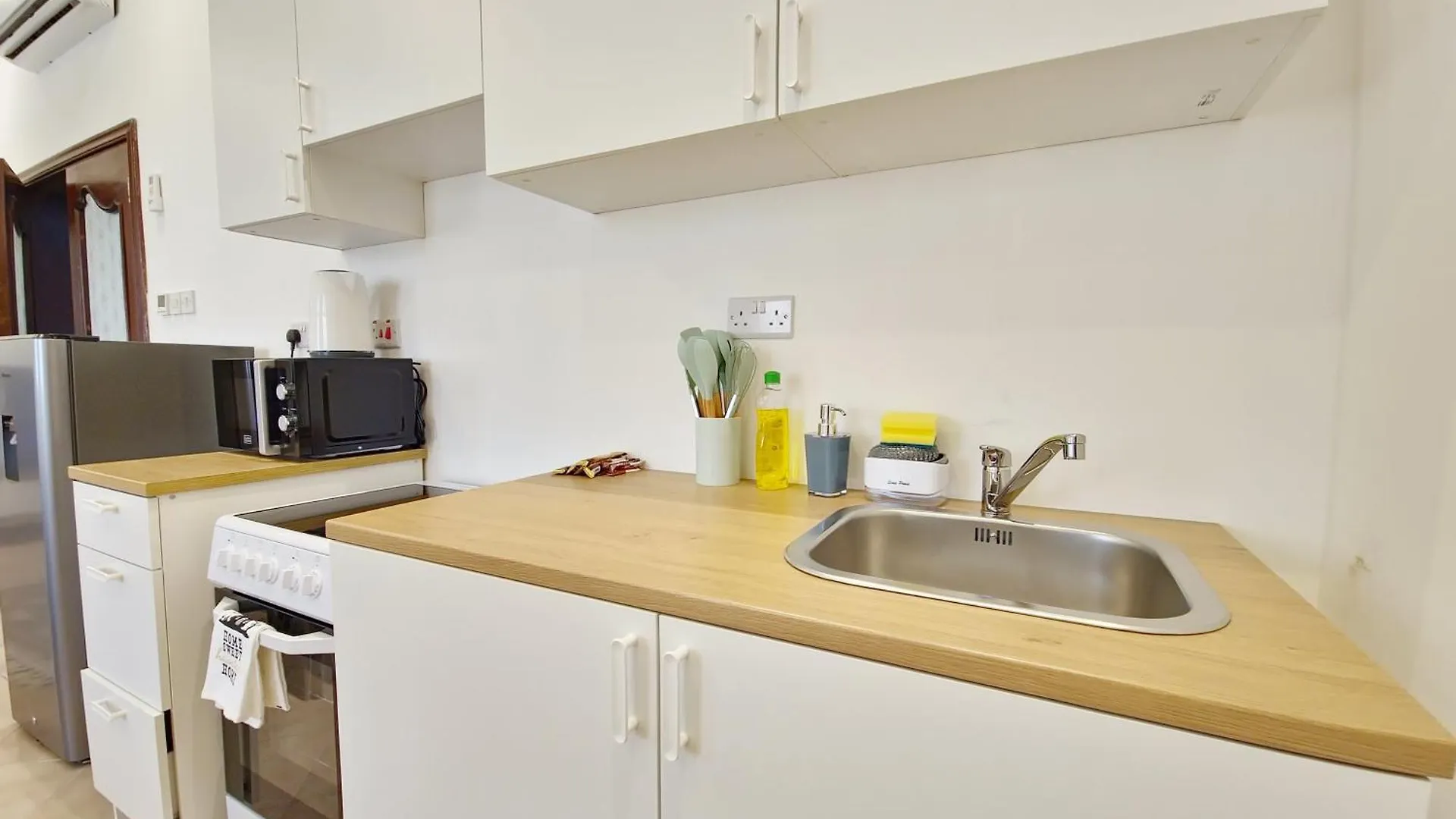 Апартаменты Harf22-01 Comfy 1Br Apt In Abu Dhabi City ОАЭ